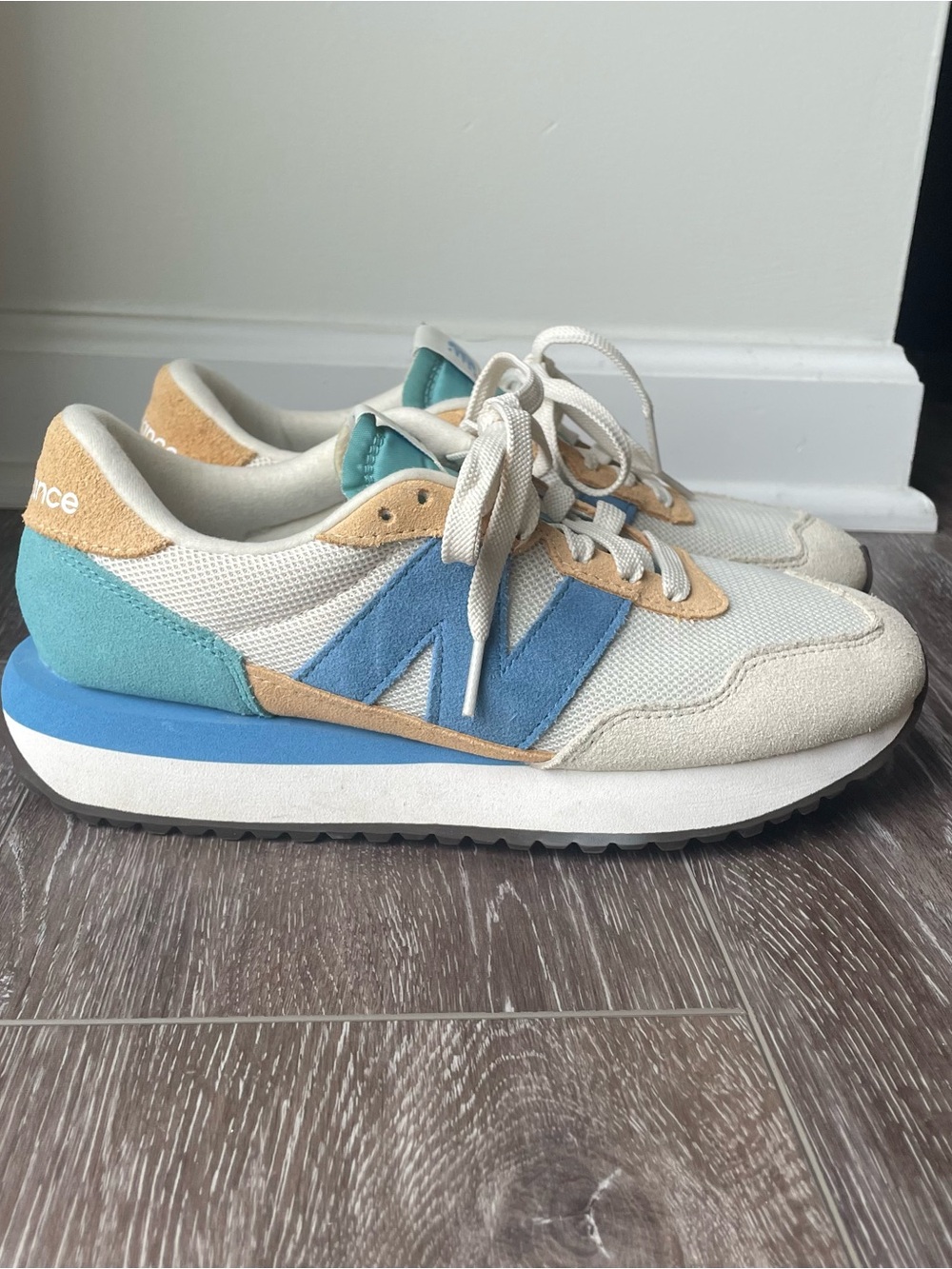 New balance women’s 237 retro sneakers sz 8 turtle dove heritage blue raw sugar